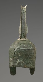 Bronze helmet, 8th/7th century BC, Italy, armament; height 46 cm, width 17.5 cm, depth 23 cm,