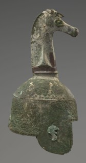 Bronze helmet, 8th/7th century BC, Italy, armament; height 46 cm, width 17.5 cm, depth 23 cm,