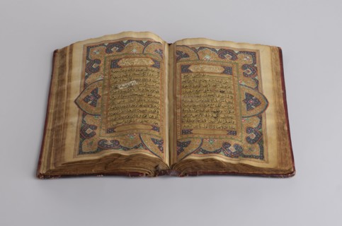 Quranic manuscript, unknown calligrapher, ; Islamic art, Ottoman dynasty 1299–1922; Arabic