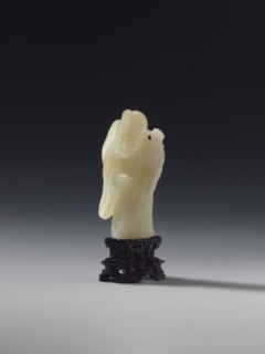 Monk with a rosary around his neck; unknown creator; ; figurine of a monk; Chinese; Qing dynasty