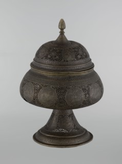 Censer, Persian Qajar dynasty, 18th/19th century, Iran. Brass censer, height 33.0 cm, diameter 22.0