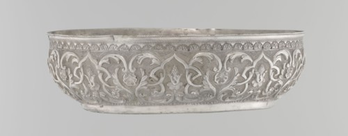 Bowl, Islamic art, Turkish, Ottoman dynasty 1299–1922, geometric motifs, plant ornament, tugra of
