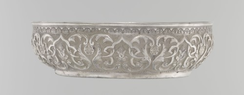 Bowl, Islamic art, Turkish culture, Ottoman dynasty 1299–1922, geometric motifs, plant ornament,