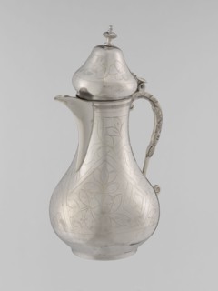 Teapot with a lid, Islamic art, Turkish, Ottoman dynasty 1299–1922, 19th century, Turkey; vessel