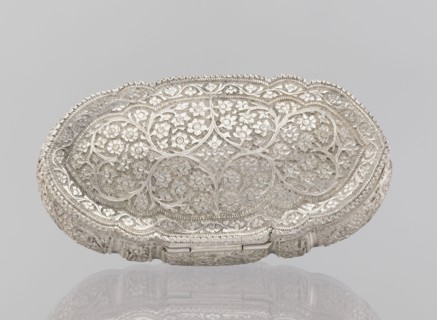 Box with lid; maker, plant ornament; Indian; 19th–20th century; India; dimensions: height 4.5 cm,