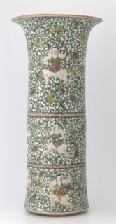 Cylindrical horn type vase, maker, Chinese, Qing dynasty, Kangxi period 1662–1722; colored