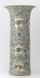 Cylindrical vase of the horn type, Chinese, Qing dynasty Kangxi period, 1662–1722, colored