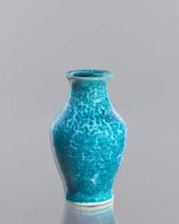 Vase, maker, Chinese, Qing dynasty 1644–1911, 2nd half of the 18th century, glazed crackleware