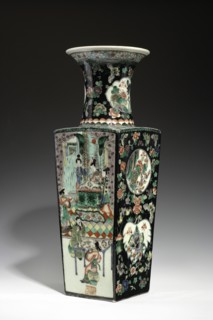 Vase from the famille noire, colored porcelain, painted decoration in medallions featuring