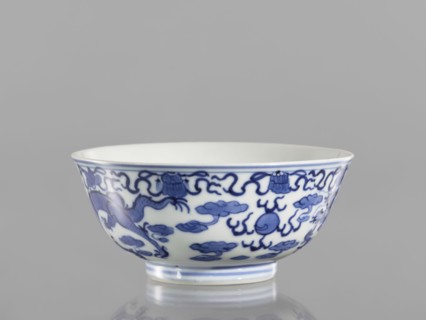 Bowl, ceramics and pearls, blue-and-white porcelain in Qianlong/Qing style, 1736–1795 Qianlong