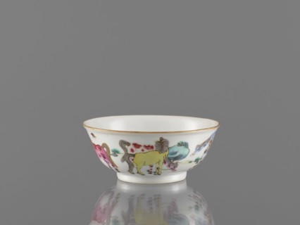 Bowl, ceramics, colored porcelain, landscape motifs, Qing dynasty 1644–1911, Chinese, horses, bowl