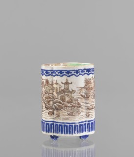 Bowl for tablecloths, ceramics, colored porcelain, fishermen, Chinese art, Qing style, landscape