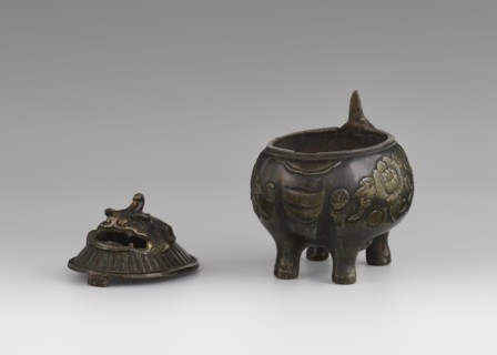 Incense burner with cover - qilin; maker, gift; Chinese art; Chinese; Qing dynasty 1644–1911; 18th