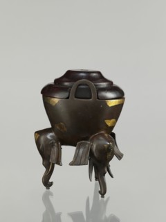 Censer with cover, Chinese art, Chinese culture, Qing 1644–1911, elephants, ceremonial vessel.