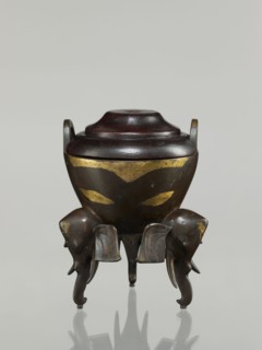 Censer with cover;, Bronze censer with two arched handles and convex cover with two offsets;