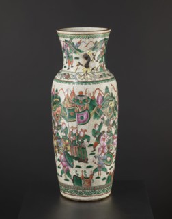 Vase, noted. Chinese, 19th century. Colored porcelain vessel, height 61 cm, diameter 19.6 cm.