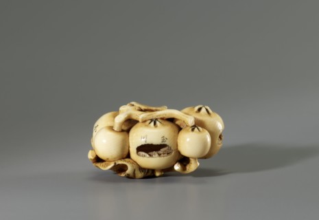 Netsuke in the shape of a twig with biwa loquat fruits, Gyokuhôsai Yamada Bunjiro, active ca.