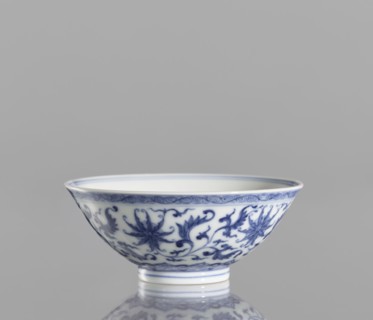 Bowl, blue and white porcelain, Chinese, Qianlong style Qing dynasty, 1736–1795. Porcelain vessel