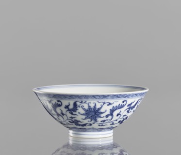 Bowl, lotuses, ceramics, blue-and-white porcelain, Chinese art, Qianlong style, Qing style, lotus