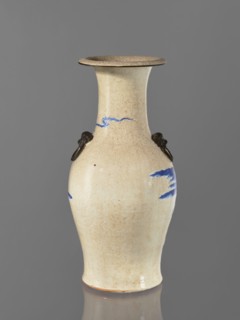 Vase, Chinese, figurative scenes, ceramics, blue and white porcelain, cracklework decoration,