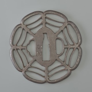 Crossguard tsuba, Tomotsugu, Japanese art, Japanese culture, Edo 1603–1868, swords, weapons, melee
