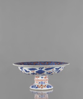 Platter, Narozno Eckersdorf; ceramics, colored porcelain; Arita, Japan; early 18th century Edo,