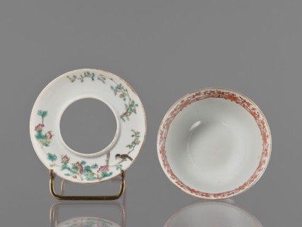 Bowl with stand, ceramics, colored porcelain, decorated inside with an ornamental band. On the