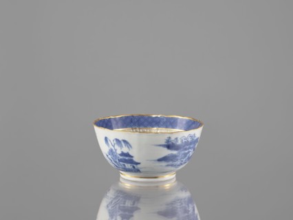 Teapot, ceramics, blue-and-white porcelain, Chinese, Qing dynasty, 19th century Qing, 1644–1912.