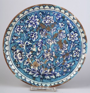 Plate;, Ceramic vessel with height 3 cm and diameter 26.5 cm. 19th century, India/Pakistan .
