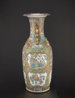 Vase, Chinese, 19th century, China; colored porcelain vessel decorated with figurative court