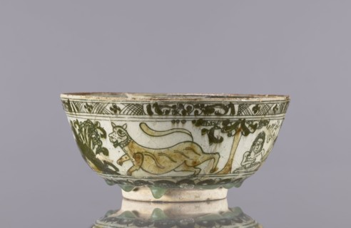 Bowl, late 19th century, Iran. Ceramic vessel tableware/utility ceramic, height 8.5 cm, diameter 19