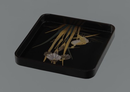 Tray, Meiji period 1868–1912, Japan. Lacquer tray height 4.0 cm; diameter 30.3 cm decorated in