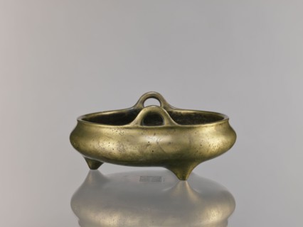Li-type incense burner, Chinese, bronze ritual vessel, Ming dynasty Xuande period, 1426–1435,