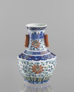 Vase with threads in the shape of bamboo twigs;, colored porcelain; Chinese, Qing dynasty, Qianlong