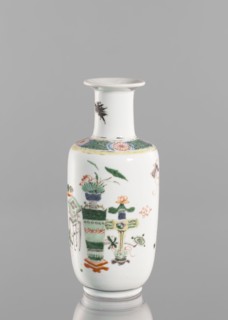 Vase, Qing dynasty 1644–1911, 19th century China; colored porcelain with baigu hundred antiquities