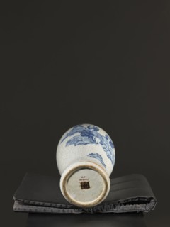 Vase, figurative scenes, ceramics, gardens, Chinese art, Chinese culture, blue-and-white porcelain,