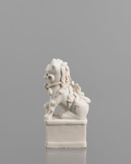 Incense burner in the shape of a fo lion with a ball, lion iconography, fo iconography, ceramics,