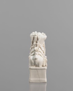 Incense burner in the shape of a fo lion with a ball; ceramic sculpture; Chinese; 18th century;
