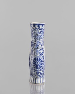 Bian hu moon pilgrim bottle, ceramics, figurative scenes, blue-and-white porcelain, Chinese art,