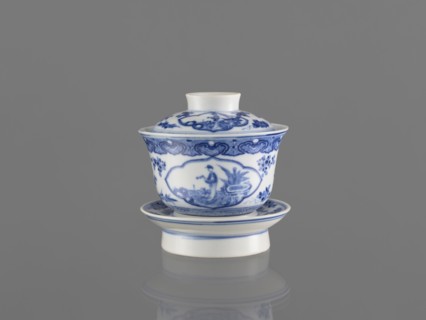 Bowl on a base with a lid, blue-and-white porcelain, Chinese, 19th century, South China, vessel,