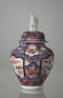 Vase with cover, Japanese, Edo period 18th century, imari ceramics decorated with flowers, tree,