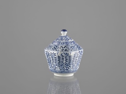 Sugar bowl with lid, ceramics, sugar bowl, Chinese art, Chinese culture, lid, 20th century, China,