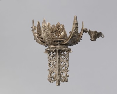 Lotus flower with Buddhist deities, 19th century, Nepal, cult object; bronze lotus mandala