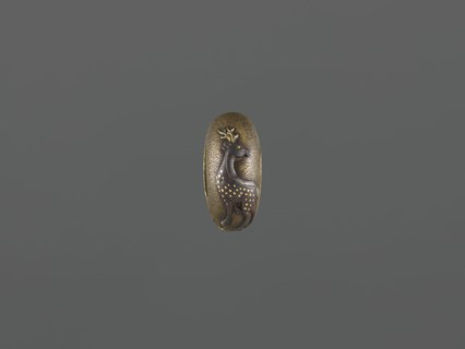 String threading knob kurigata, Melee weapon hilt fitting with side holes, undercut. Depicts deer,