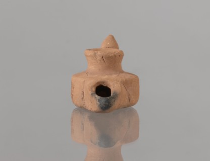 Oil lamp, Fatimid dynasty 909–1171, 12th century, Egypt; Islamic/Arabic pottery; Egyptian utility