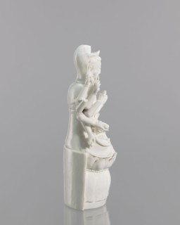 Guanyin on a lotus throne, Blanc de Chine porcelain, 18th century China Fujian, Chinese Buddhism