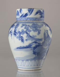 Storage vessel with lid by Zôshuntei Sanpo c. 1842–1878. Pear-shaped blue-and-white porcelain