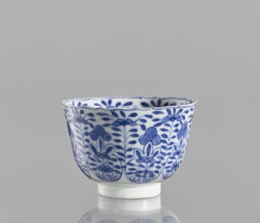 Bowl, Chinese blue-and-white porcelain, ceramics; floral and plant ornament decoration; conical