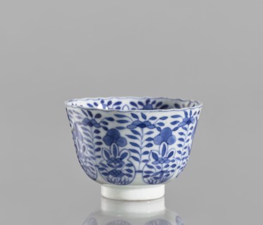 Bowl, Chinese, blue-and-white porcelain, ceramics; floral and plant ornament decoration; conical