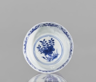 Bowl, Chinese blue-and-white porcelain, floral and plant ornament decorations, conical with